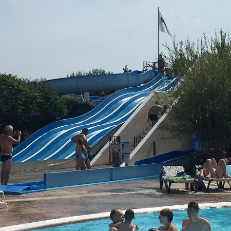 Camping La Reserve 4*