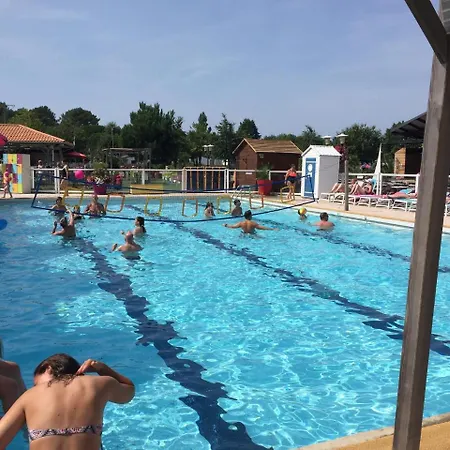 Camping La Reserve 4* Gastes